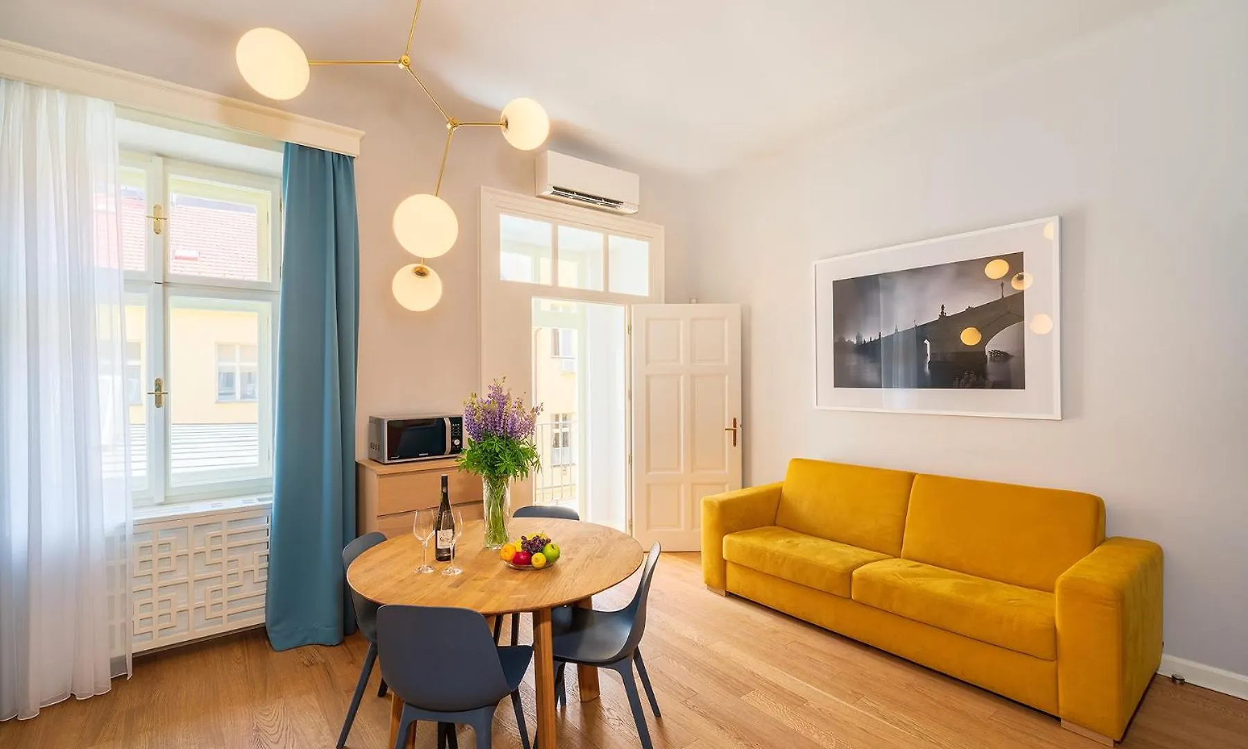 Quiet City Center Apartment In Hip & Foodie Area Praag 0*,