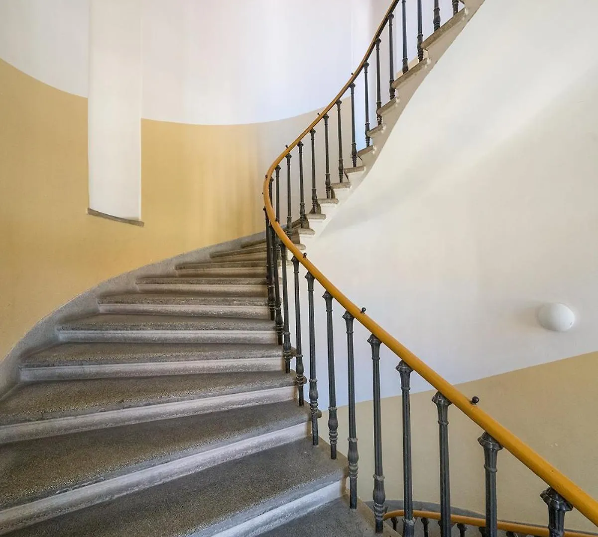 Quiet City Center Apartment In Hip & Foodie Area Praag
